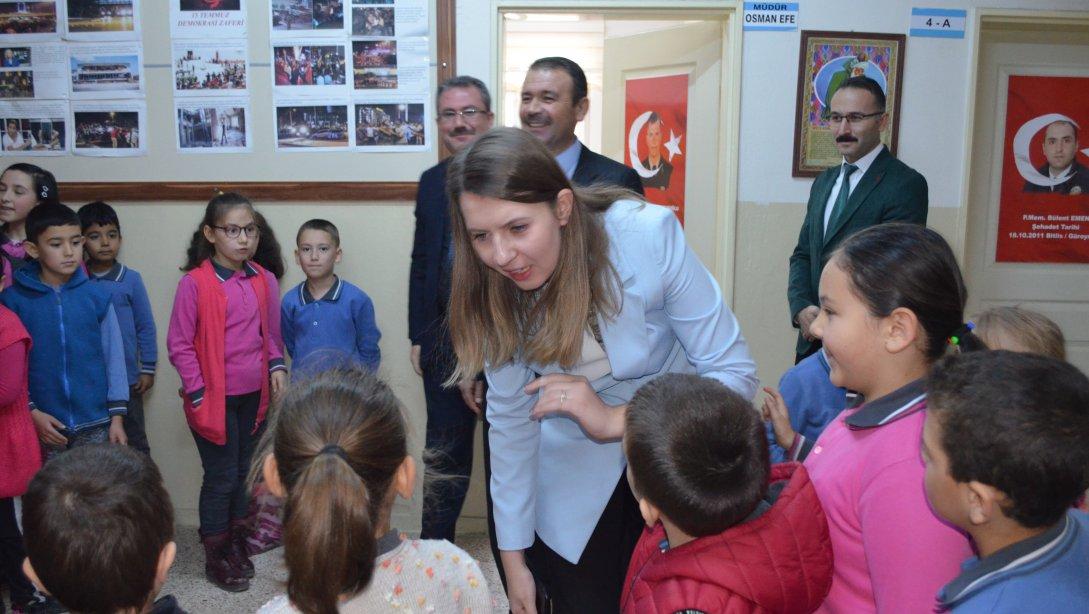 Kaymakam Fatma TURHAN KESER'den Gazievrenos İlkokulu'na Ziyaret