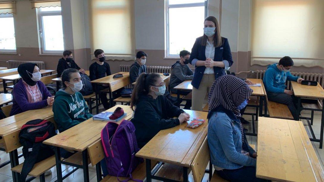 Kaymakam Fatma Turhan Keser'den Okullara Ziyaret