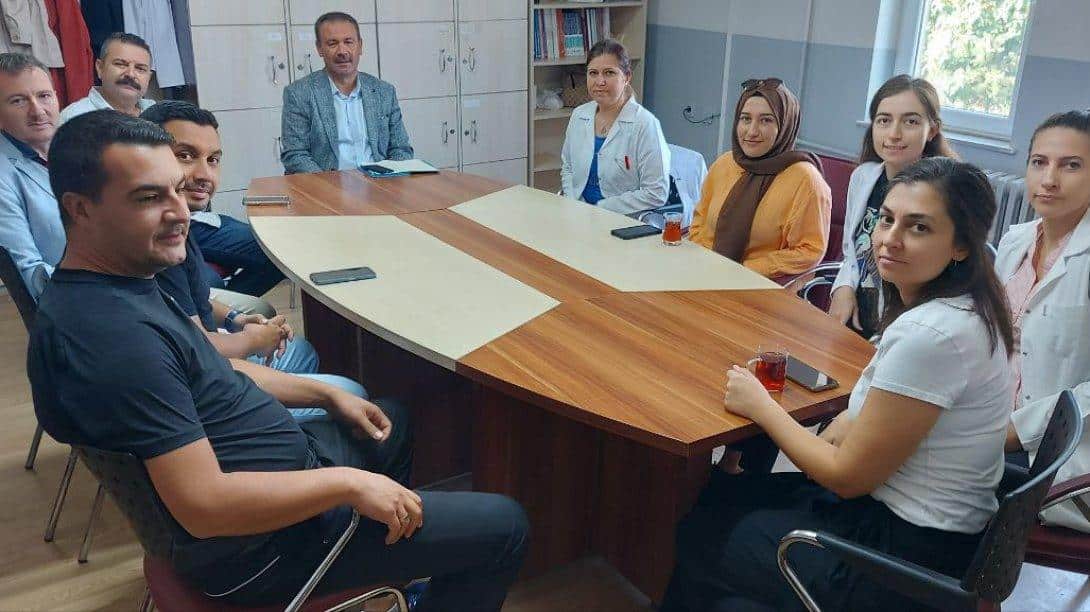 İlçe Milli Eğitim Müdürümüz Mustafa YÜCEL, Yeni Eğitim-Öğretim Döneminde Okul Ziyaretlerine Devam Ediyor