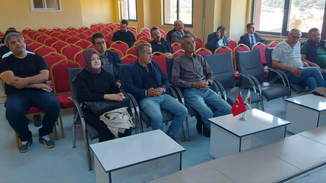 Cumhuriyetimizin 100.Yılı Etkinlikleri Kapsamında İlçe Milli Eğitim Müdürü Mustafa YÜCEL Başkanlığında Okul Müdürleri Toplantısı Yapıldı