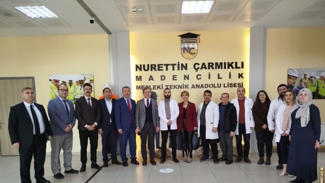  Mesleki ve Teknik Eğitim Genel Müdürlüğü Eğitim Politikaları Daire Başkanı Durmuş CAN Nurettin Çarmıklı Madencilik Mesleki ve Teknik Anadolu Lisesini Ziyaret Etti